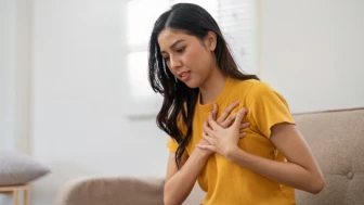 Sağlık Anksiyetesi Nedir? Belirtileri ve Tedavisi