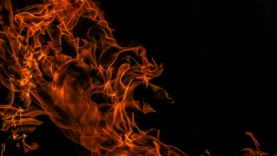 Rüyada Ateş Görmenin Psikolojik Yorumu ve Anlamı
