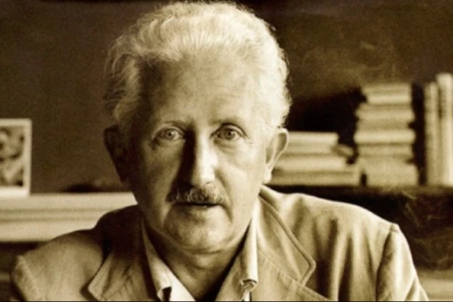 Erik Erikson Kimdir? Psikososyal Gelişim Evleri