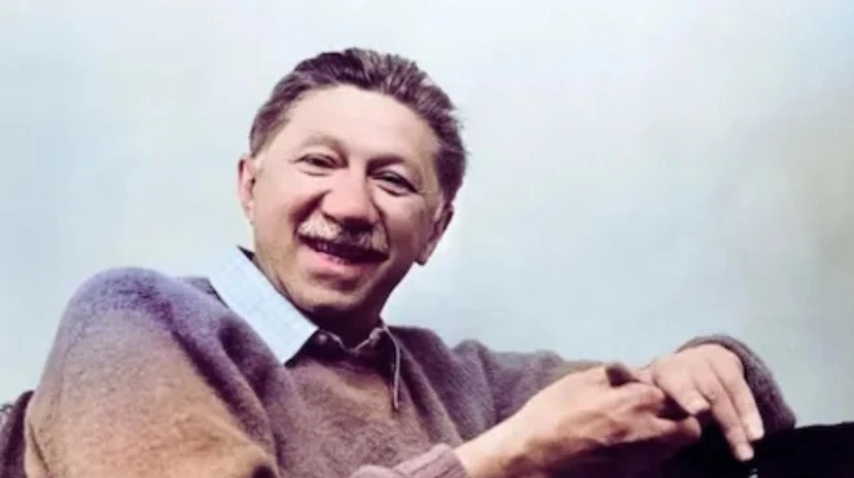 Abraham Maslow Kimdir? İhtiyaçlar Hiyerarşisi